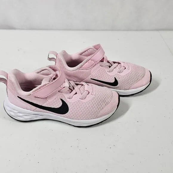 NIKE Girls Revolution 6 Stay-Put Closure Casual Sneakers Dd1095-608 Size 11C