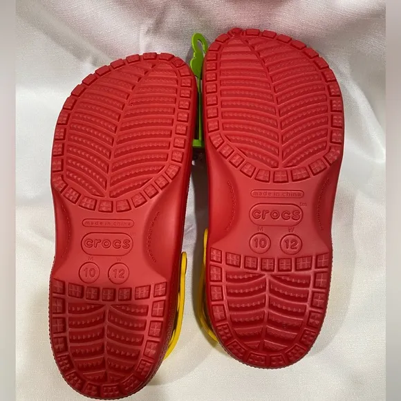 NWT Crocs Lucky Charms (tm) Shoes Size 10 M/ 12 W