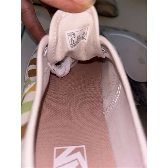 NWT VANS GIRLS/YOUTH AUTHENTIC WAY CHECK SNEAKERS/SHOES SIZE 3Y