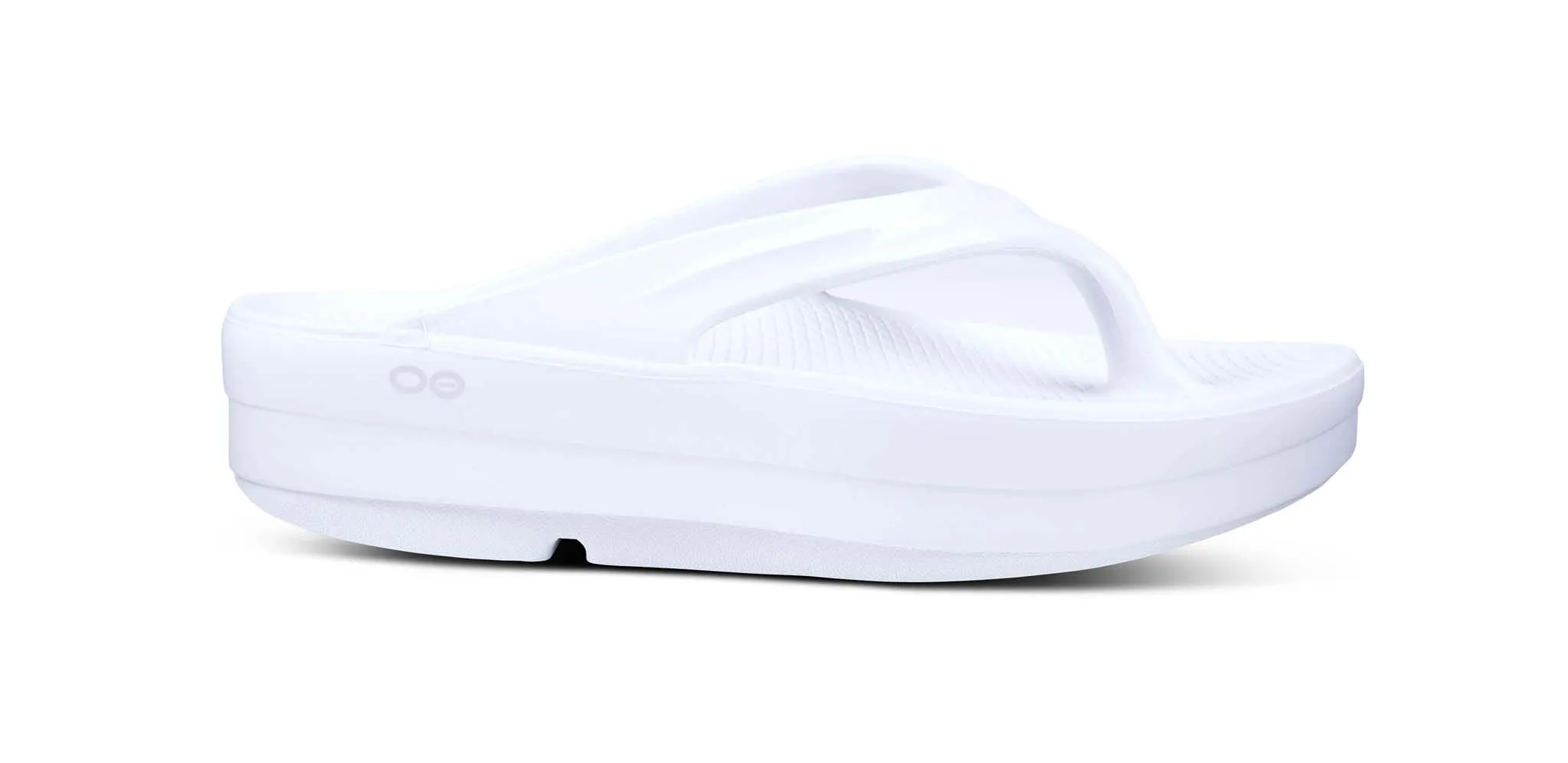OOFOS Women's OOmega OOlala Thong Sandal - White