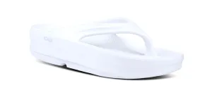 OOFOS Women's OOmega OOlala Thong Sandal - White