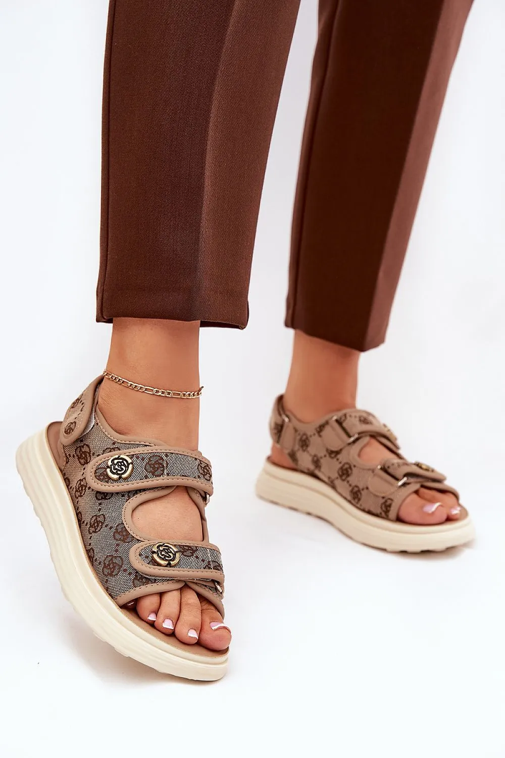 Sandals Step in style