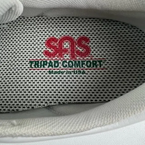 SAS Womens Slim Free Time White Comfort Walking Shoe Lace Up Sneakers size 10.5S