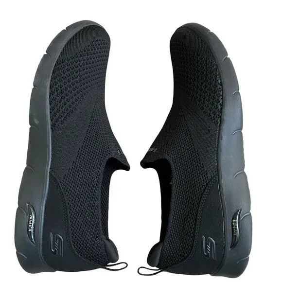 Skechers  Arch Fit Refine Slip On Sneakers Women 8.5 EU 38 Black Comfort Casual