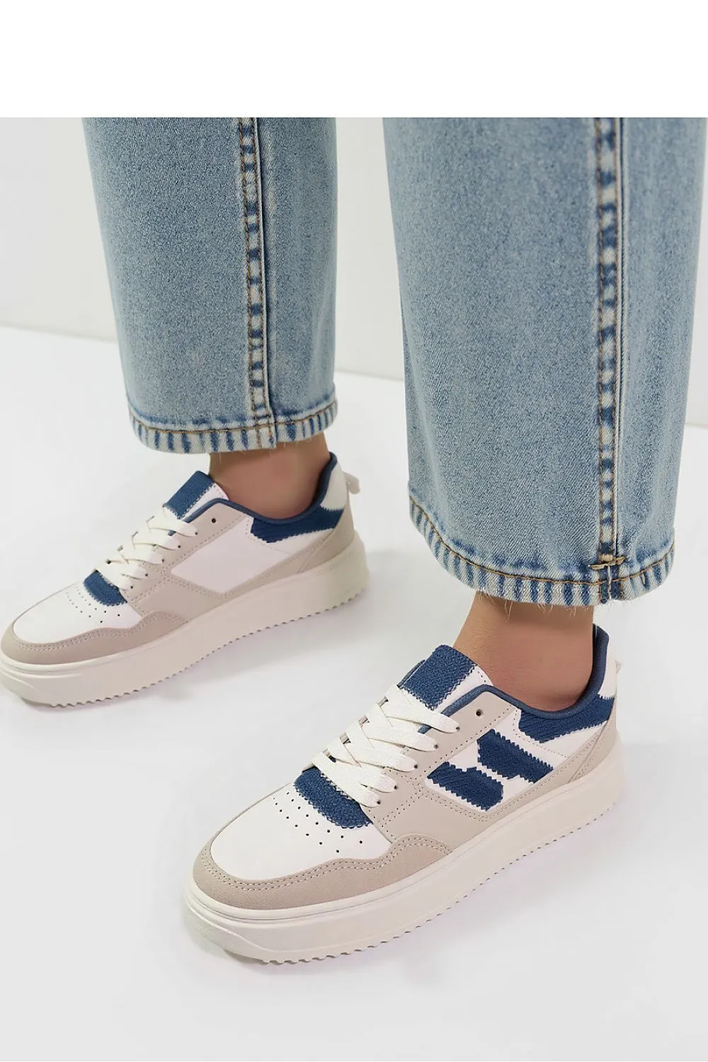 Sport Shoes Inello