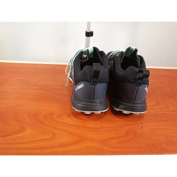 Women's Adidas Terrex 260 Size 10