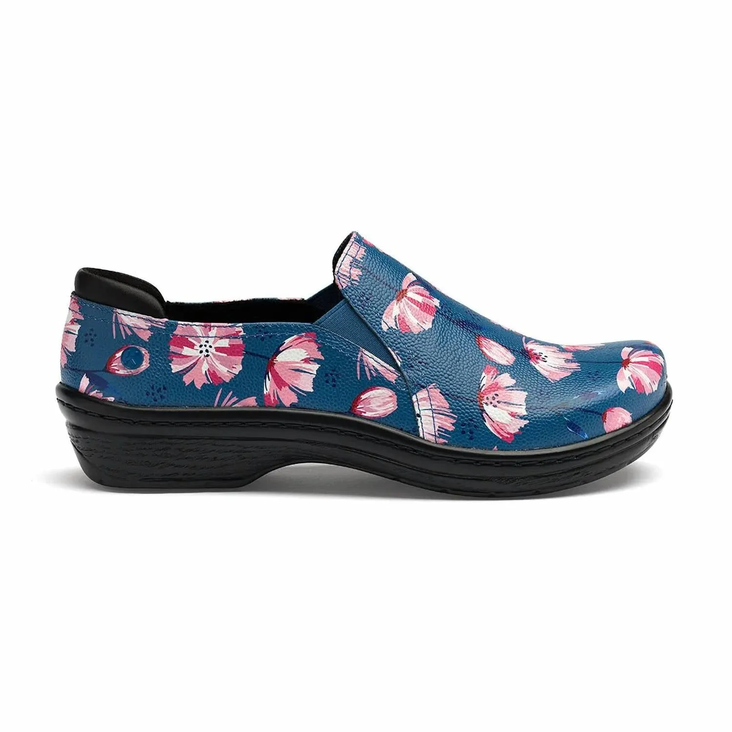 Women's Moxy Clog In Blooming Garden