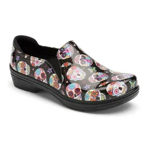 Women's Moxy Clog In Candy Skulls Patent