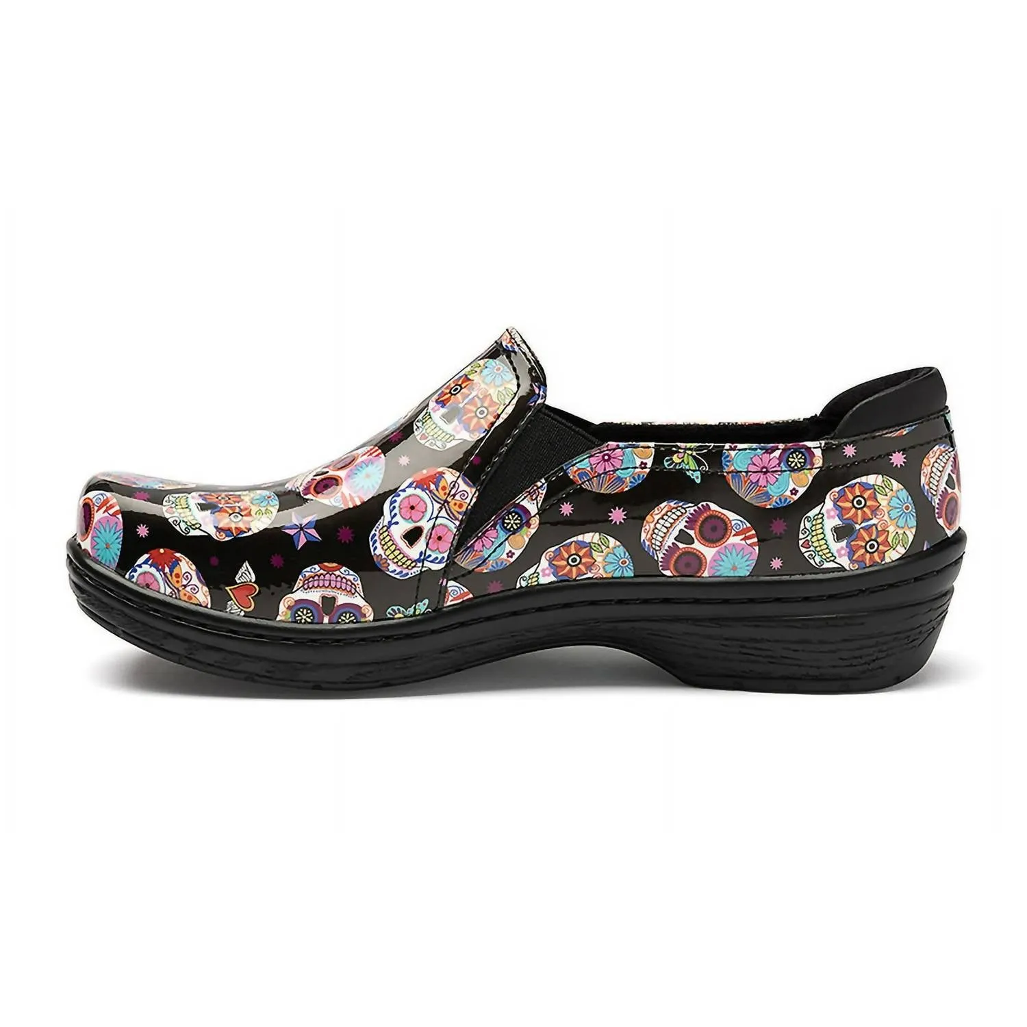 Women's Moxy Clog In Candy Skulls Patent