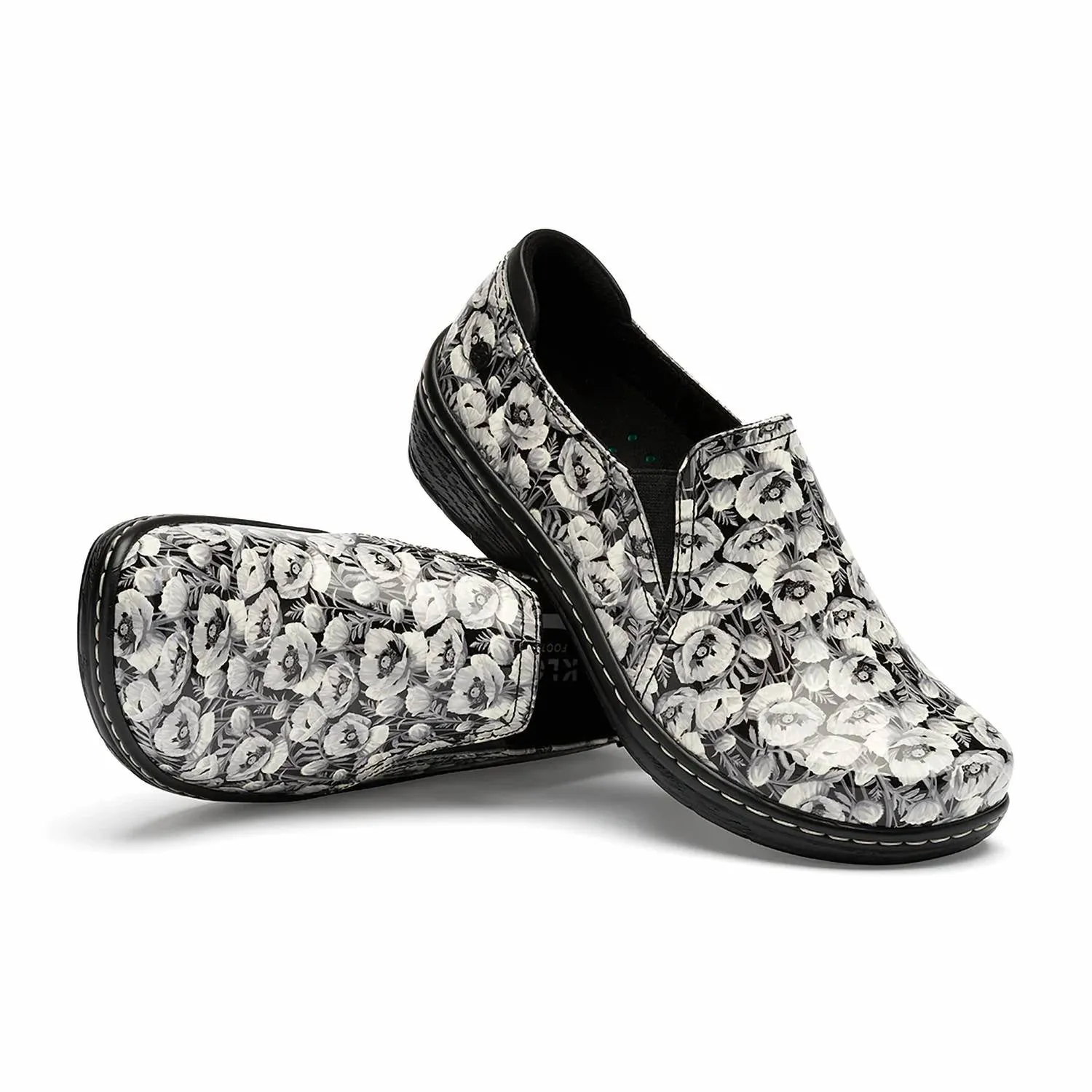 Women's Moxy Clog In Hypnotic Patent