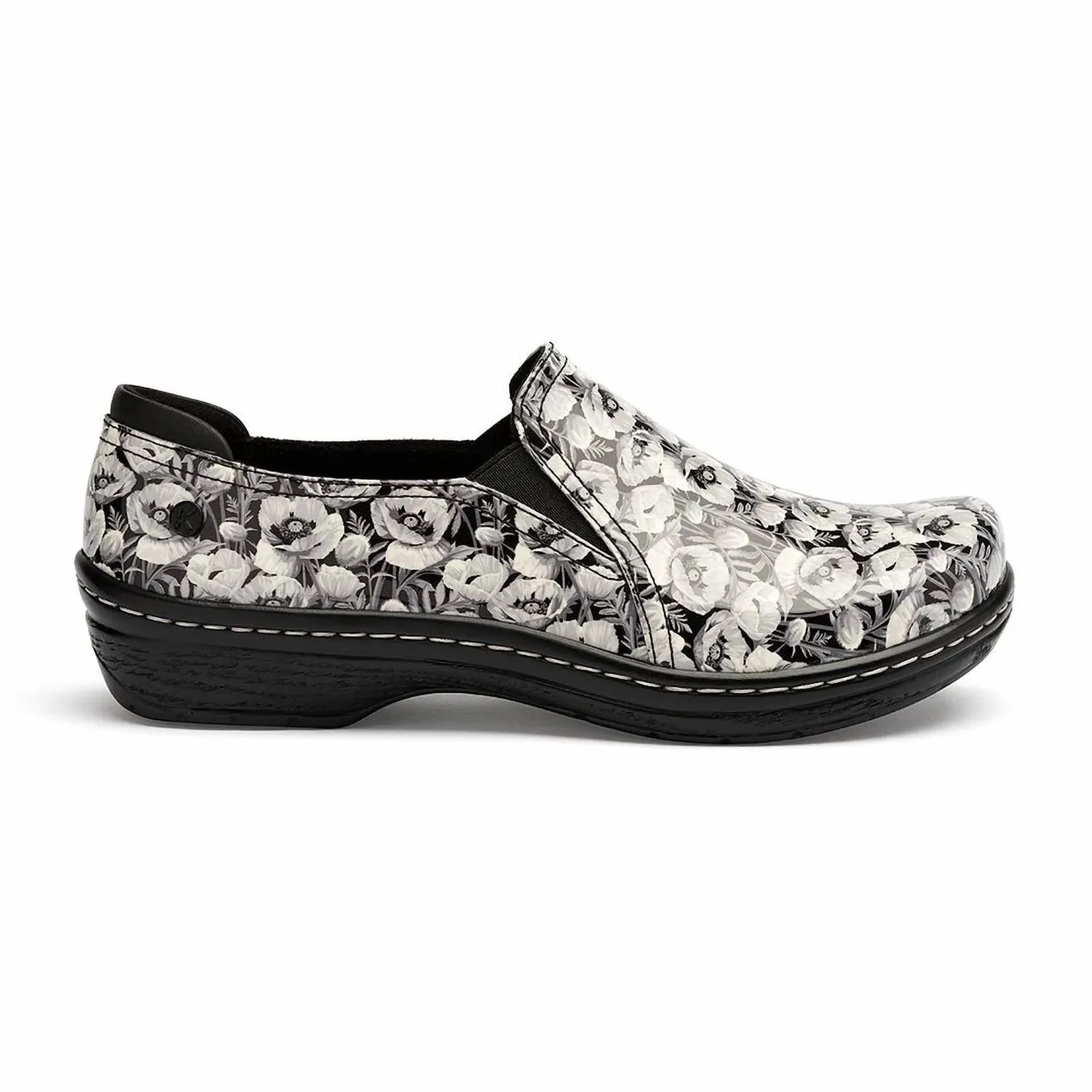 Women's Moxy Clog In Hypnotic Patent