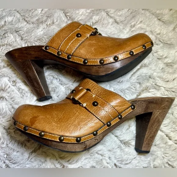 Y2K Vintage Style Banana Republic Women's Leather Wooden Clogs Boho Chic Size10