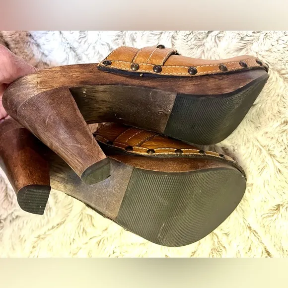 Y2K Vintage Style Banana Republic Women's Leather Wooden Clogs Boho Chic Size10