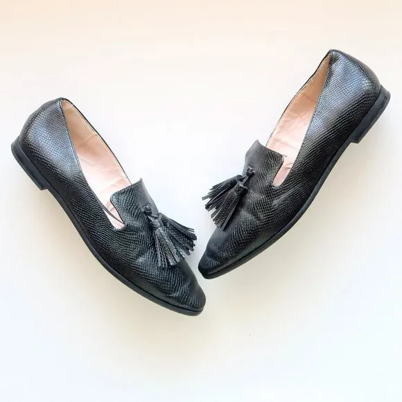 Zara Black Tassel Loafers / Flats / Low Heel Slip On Shoes Size 8.5