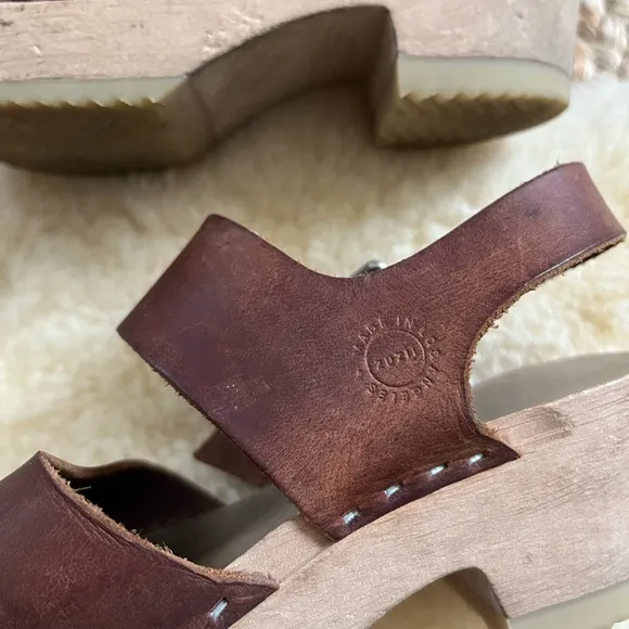 Zuzii clogs